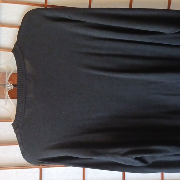 Men's Sweater - Picture 4 of 5